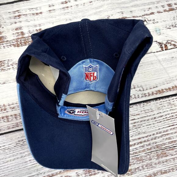 Tennessee Titans NFL Reebok Pro Line Strapback Deadstock Hat - Picture 5 of 8